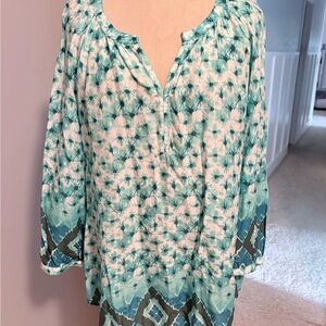 beachlunchlounge Teal and White Floral Tunic